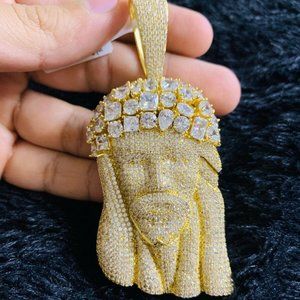 Gold Finish Jesus Head Religious Pendant Chain